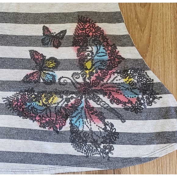 American Rag Butterfly stripped top - Picture 2 of 7